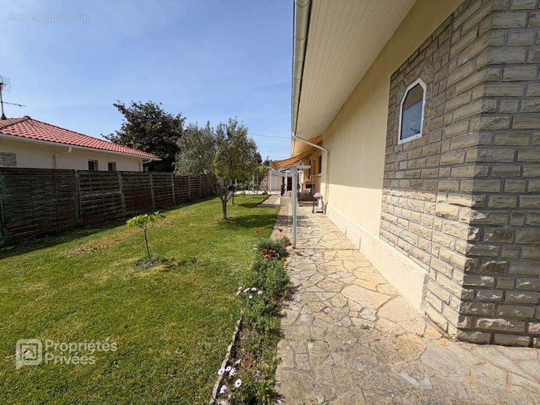 Maison à SAINT-PAUL-LES-DAX