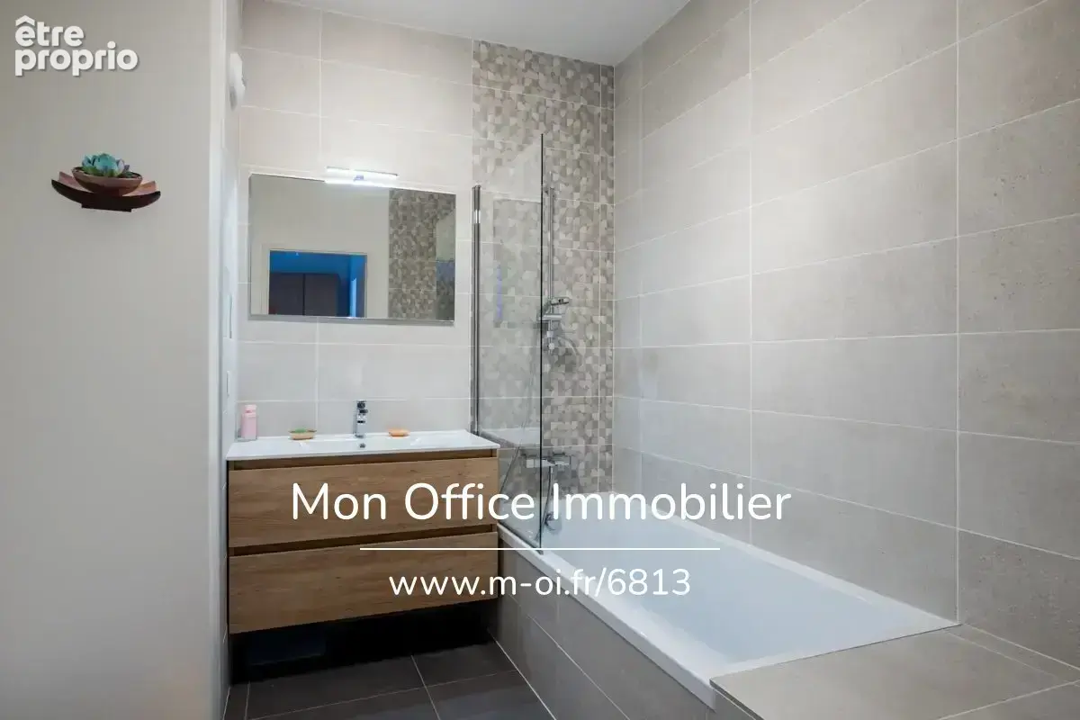 Référence : 6813-ANB - Appartement T4 en attique avec terrasse de 90m2, garage, cave et 2 places de parking - photo 7