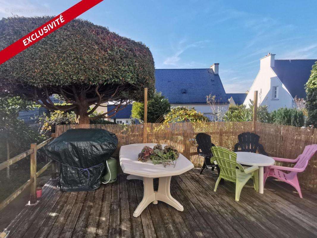 Maison à LOCRONAN