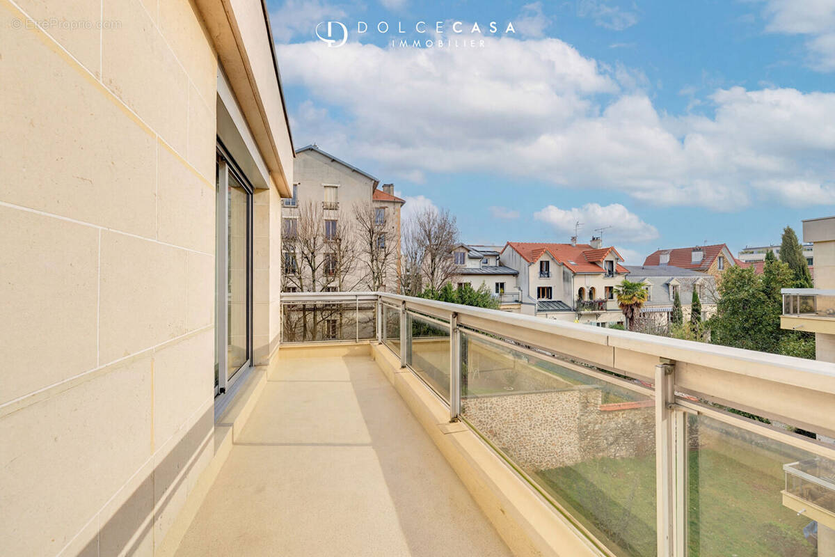 Appartement à LE PERREUX-SUR-MARNE