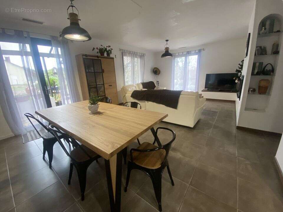 Maison 480 m² à Saint-Julien-En-Born  - photo 66