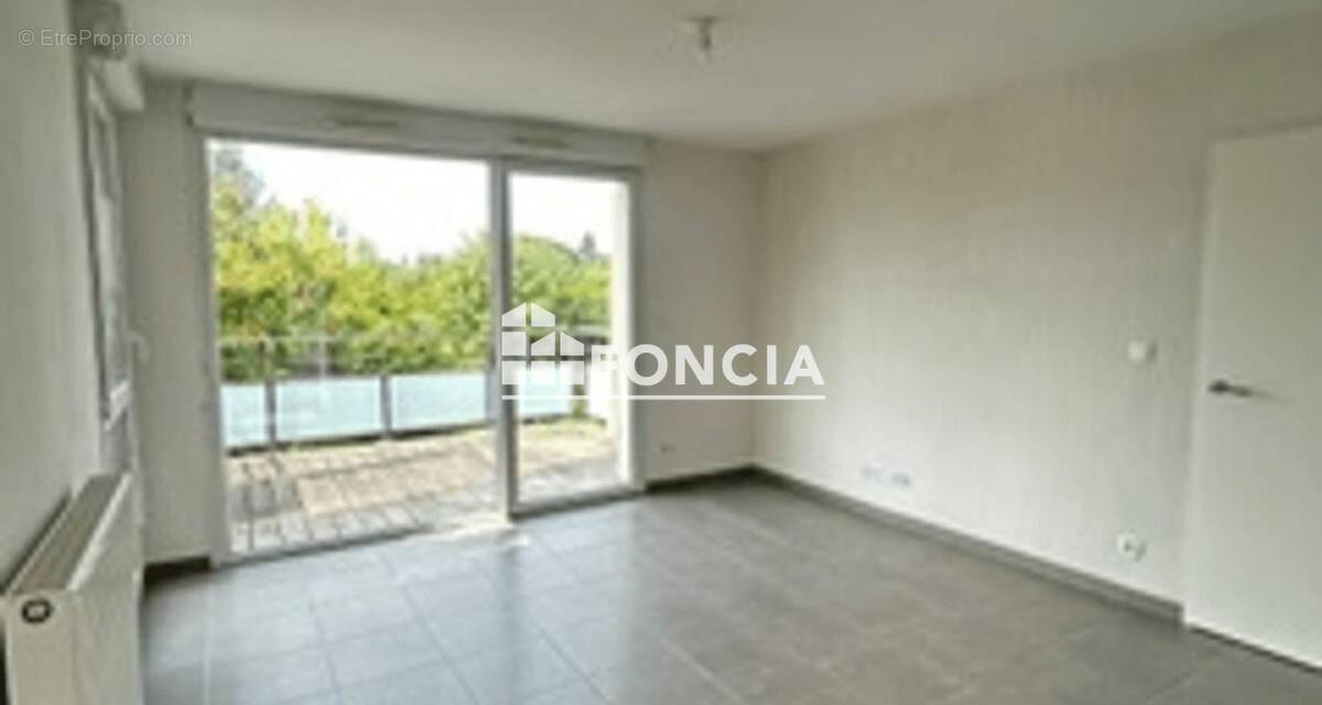 Appartement à CASTELGINEST