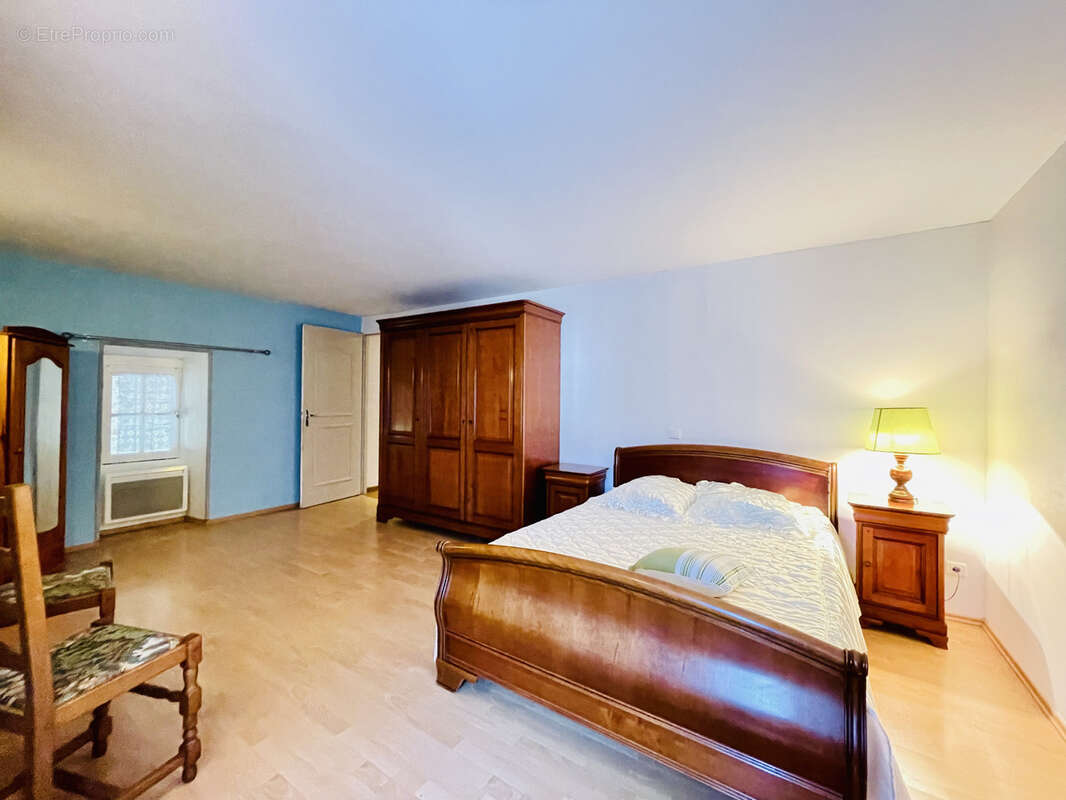 Maison à SAINT-CHRISTOPHE