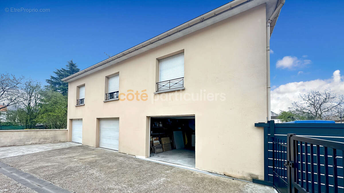 Bel appartement 3 pieces a brie -comte-robert quartier poste/hopital - photo 12
