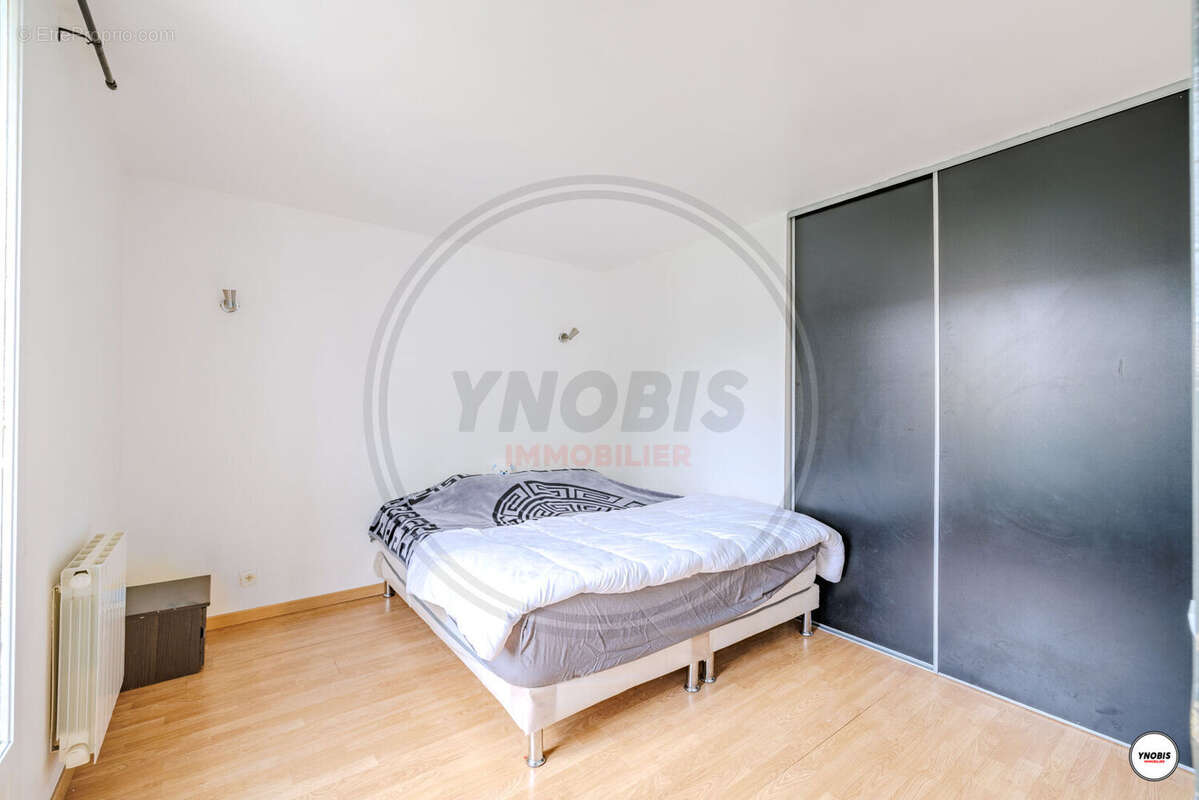 Maison à LES MUREAUX