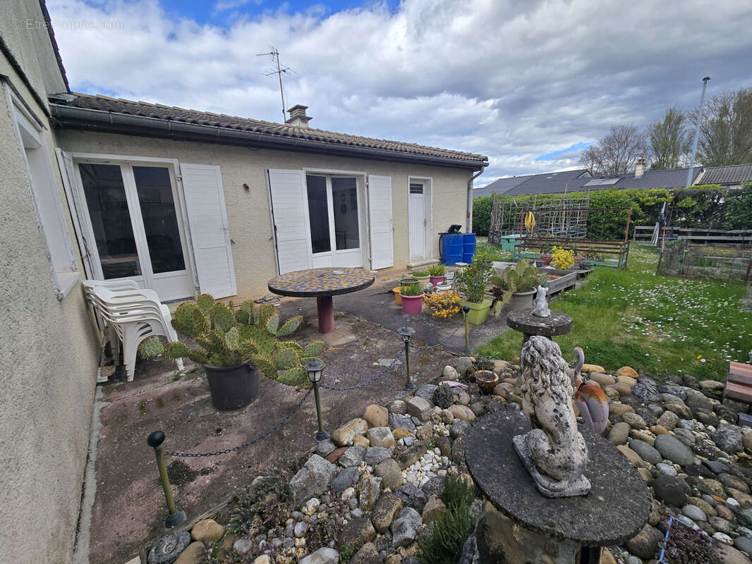 Maison à ROMANS-SUR-ISERE