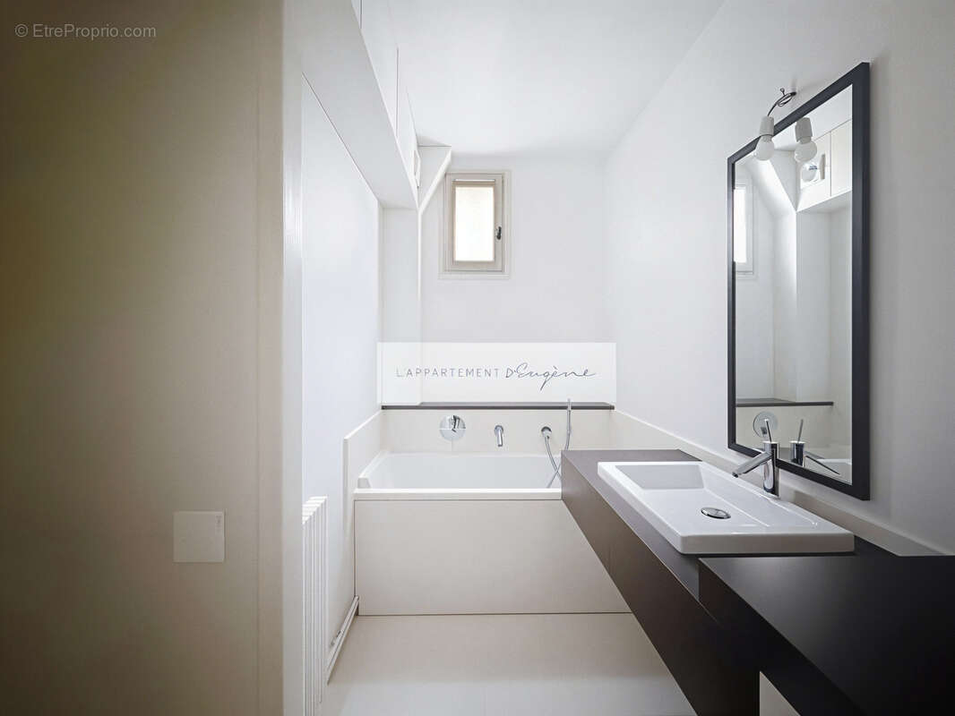 Appartement à PARIS-11E