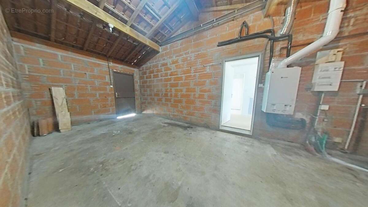 Maison 81 m² à Villeneuve-Tolosane  - photo 3