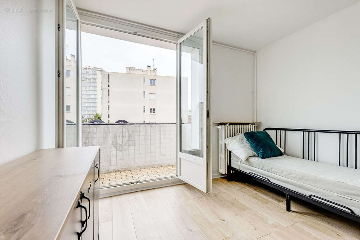 Appartement à CHATILLON