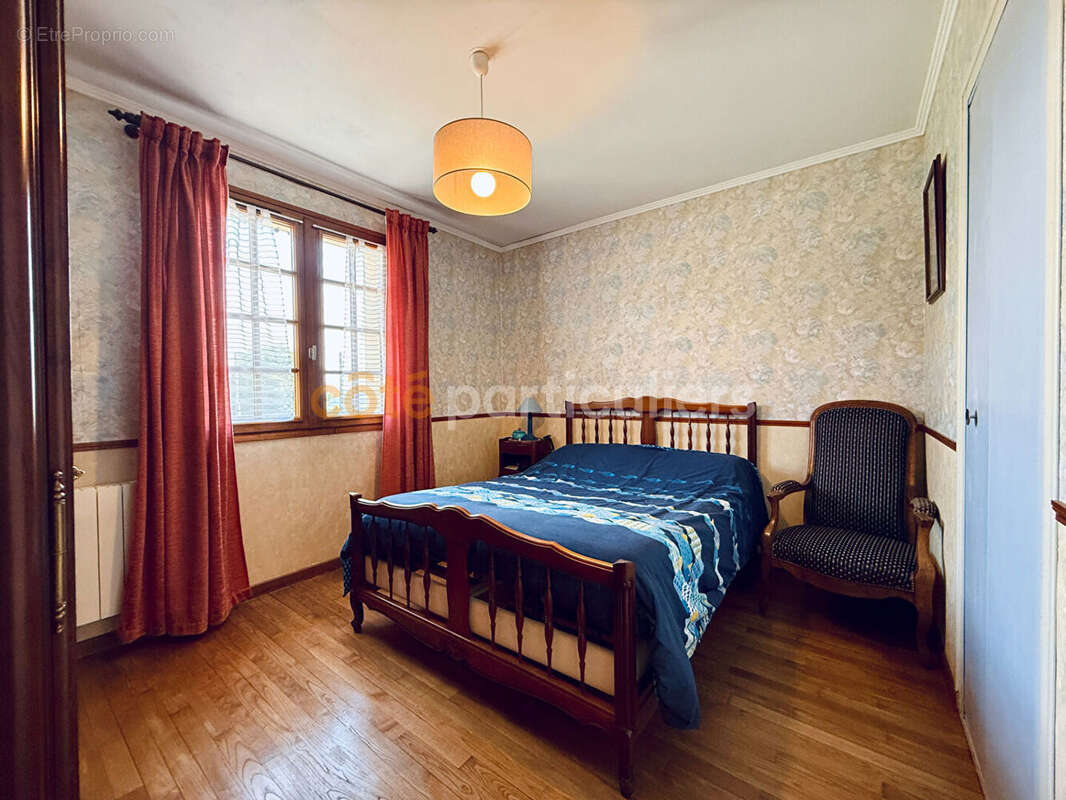 Maison à SAINT-JEAN-DES-BAISANTS