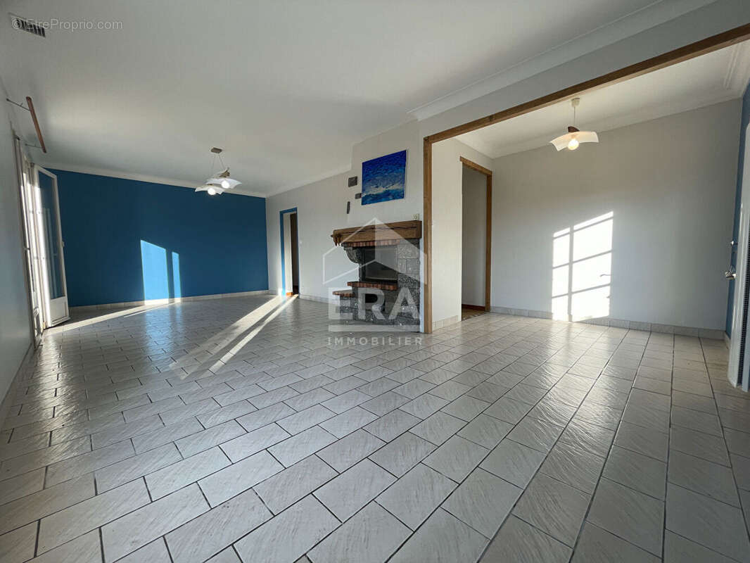 Maison à MONTEGUT-ARROS