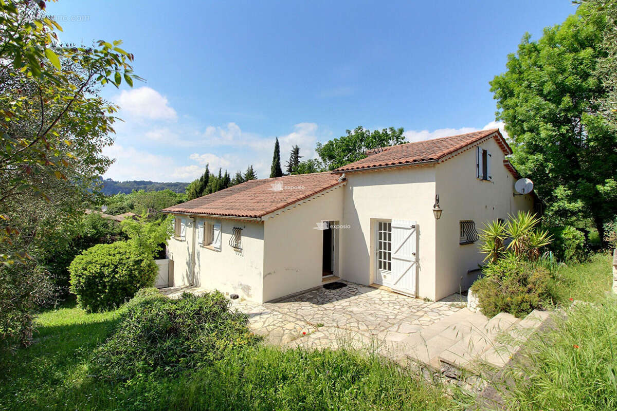 Maison à MOUANS-SARTOUX