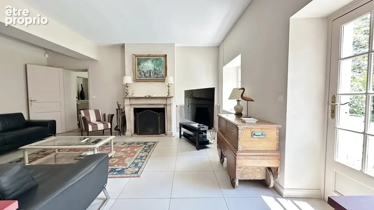 Propriete d' exception sur 3 hectares de 450 m2 habitables - photo 12