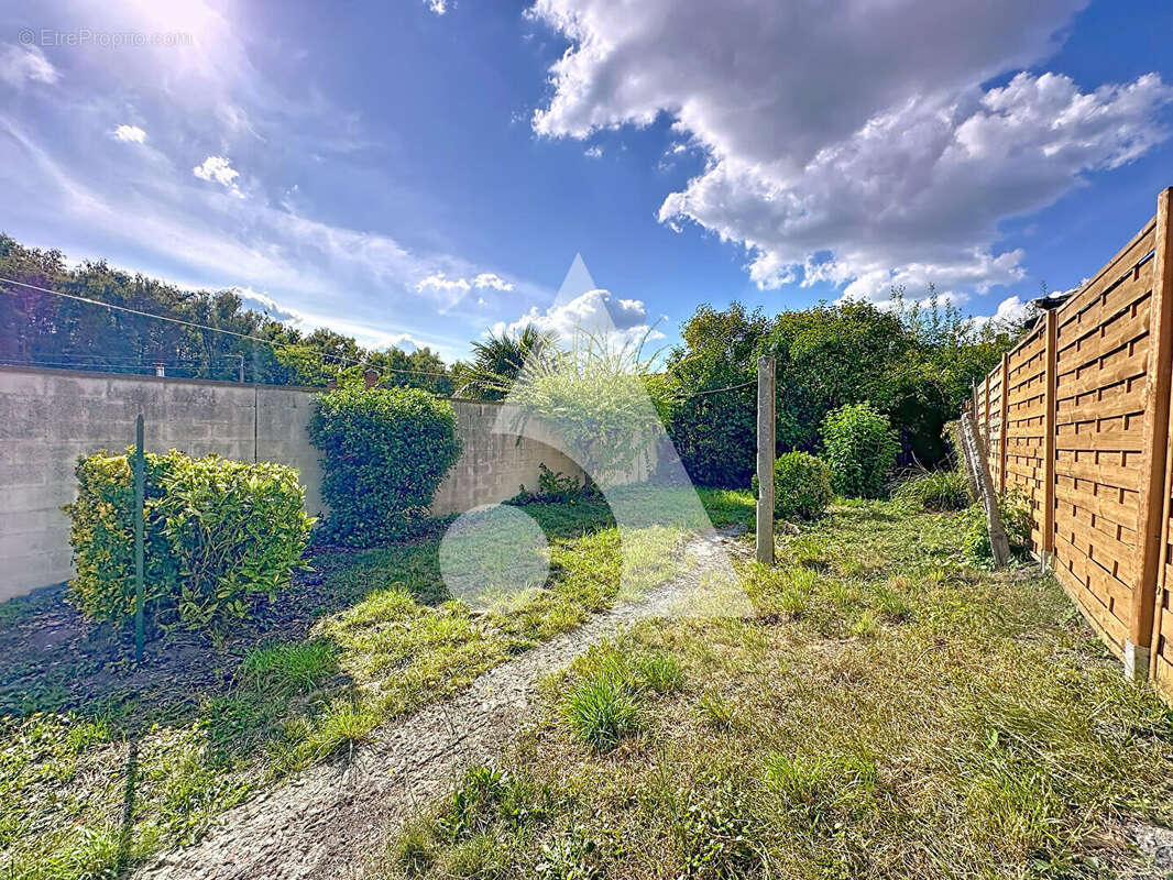 Maison à VIEUX-CONDE