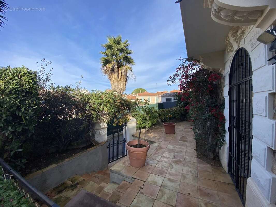 Appartement à CANNES