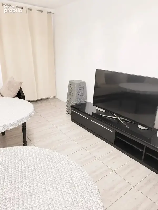 Appartement 4 pièces 77 m² à vendre à Vitrolles (13127) - photo 3