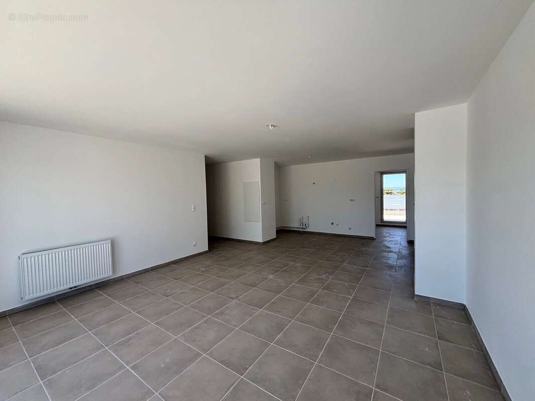 Appartement à SIX-FOURS-LES-PLAGES