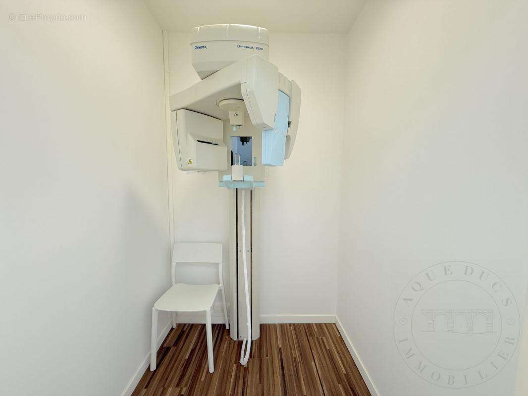 Commerce à CHAPONOST