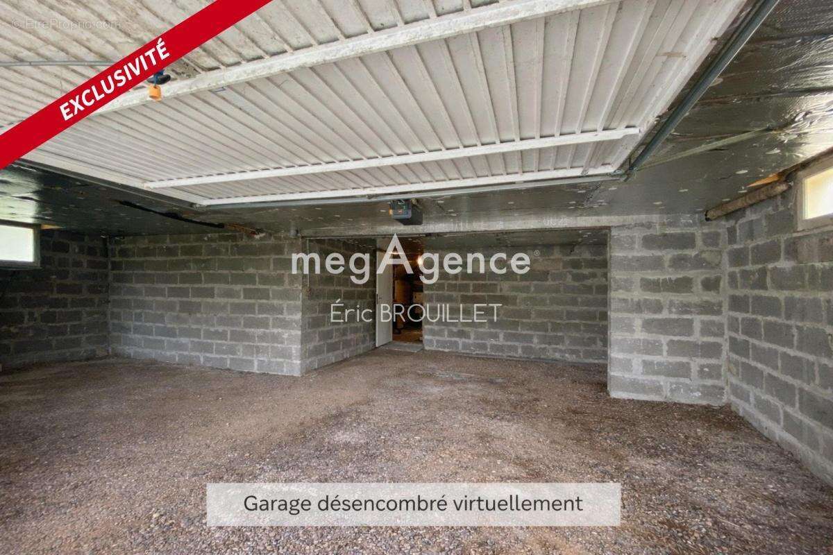 Maison à LE LOUROUX-BECONNAIS