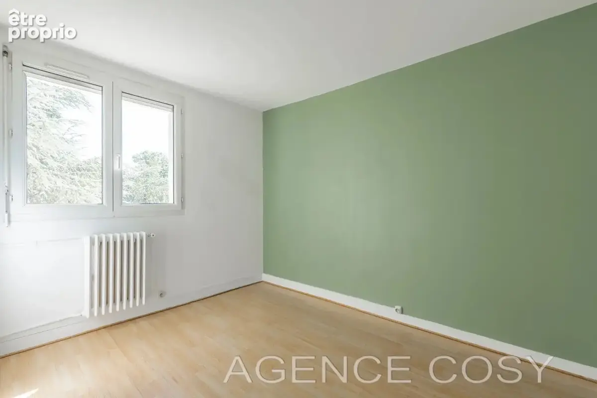 Versailles Clagny - 5P. dernier étage balcon - photo 6