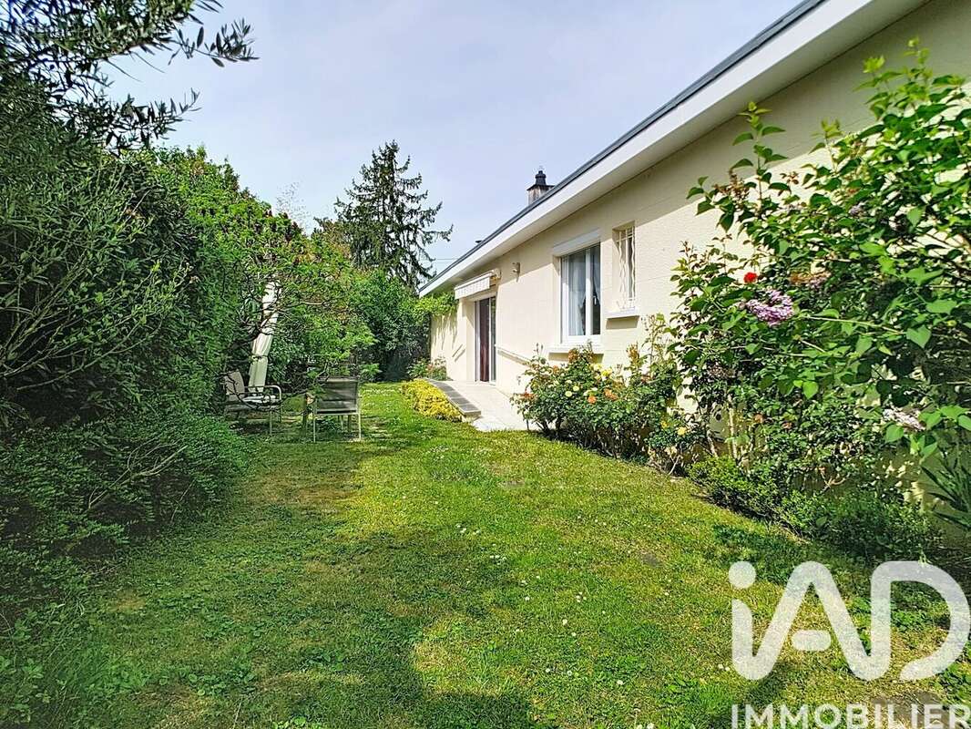 Photo 3 - Maison à DAMMARIE-LES-LYS