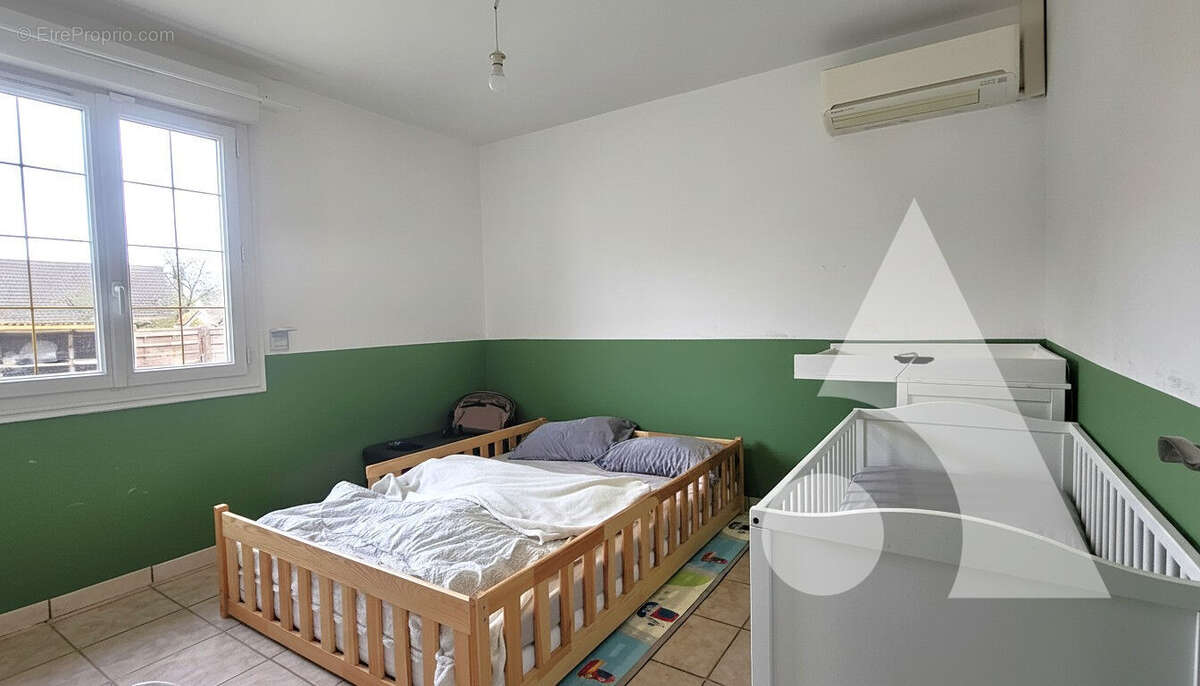 Maison à ESTREES-SAINT-DENIS