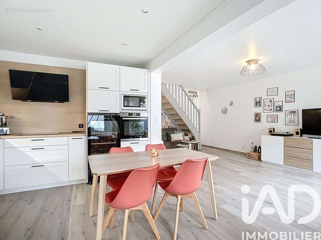 Photo 3 - Maison à CHEVRY-COSSIGNY