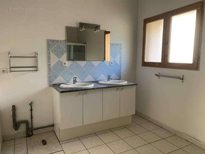 Maison à LUS-LA-CROIX-HAUTE