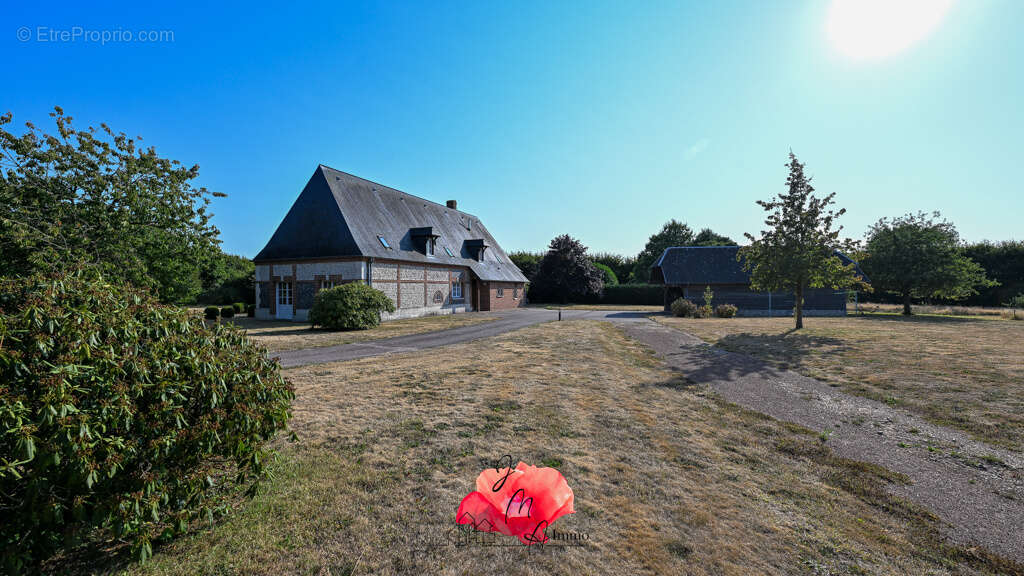 EXCLUSIVITÉ !!! Propriété d’Exception en Pierre et Silex !!! - photo 3