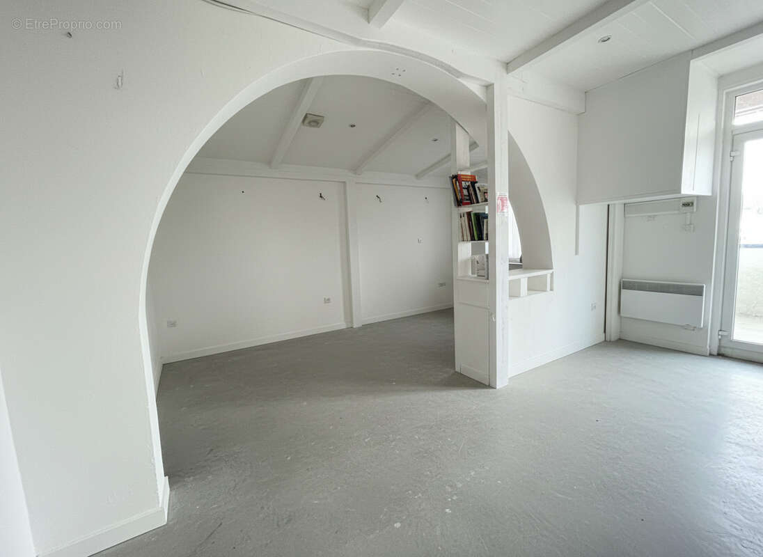 Immeuble mixte 200 m2  au cœur de Villebourbon - photo 10