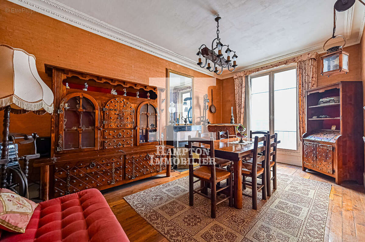 Appartement à PARIS-19E