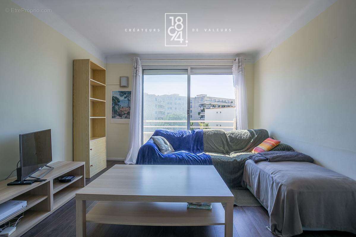 Appartement à MARSEILLE-8E
