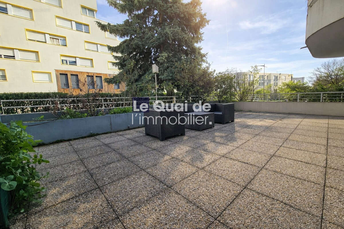 Appartement à FONTAINE