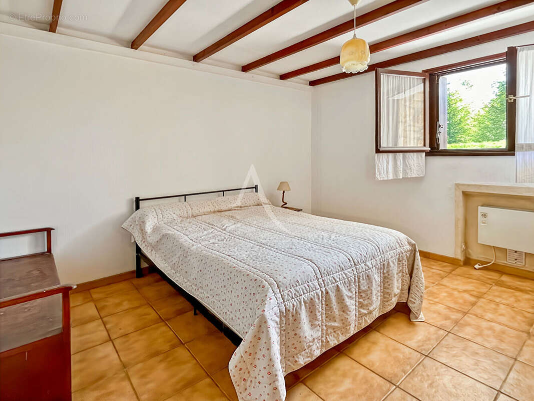 Maison à MONTAYRAL