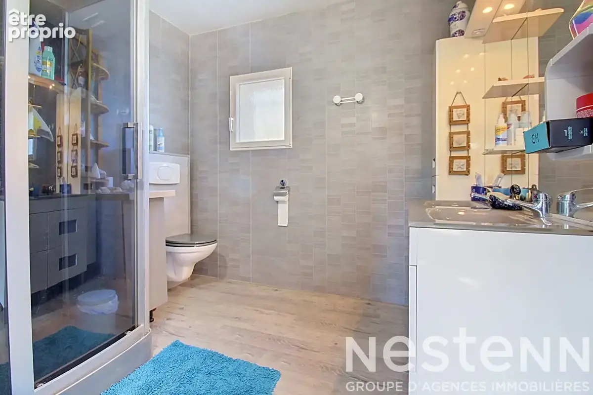 A VENDRE - Maison 70 m² , 2 chambres, piscine , garage , grand terrain idéal camping  car . - photo 10