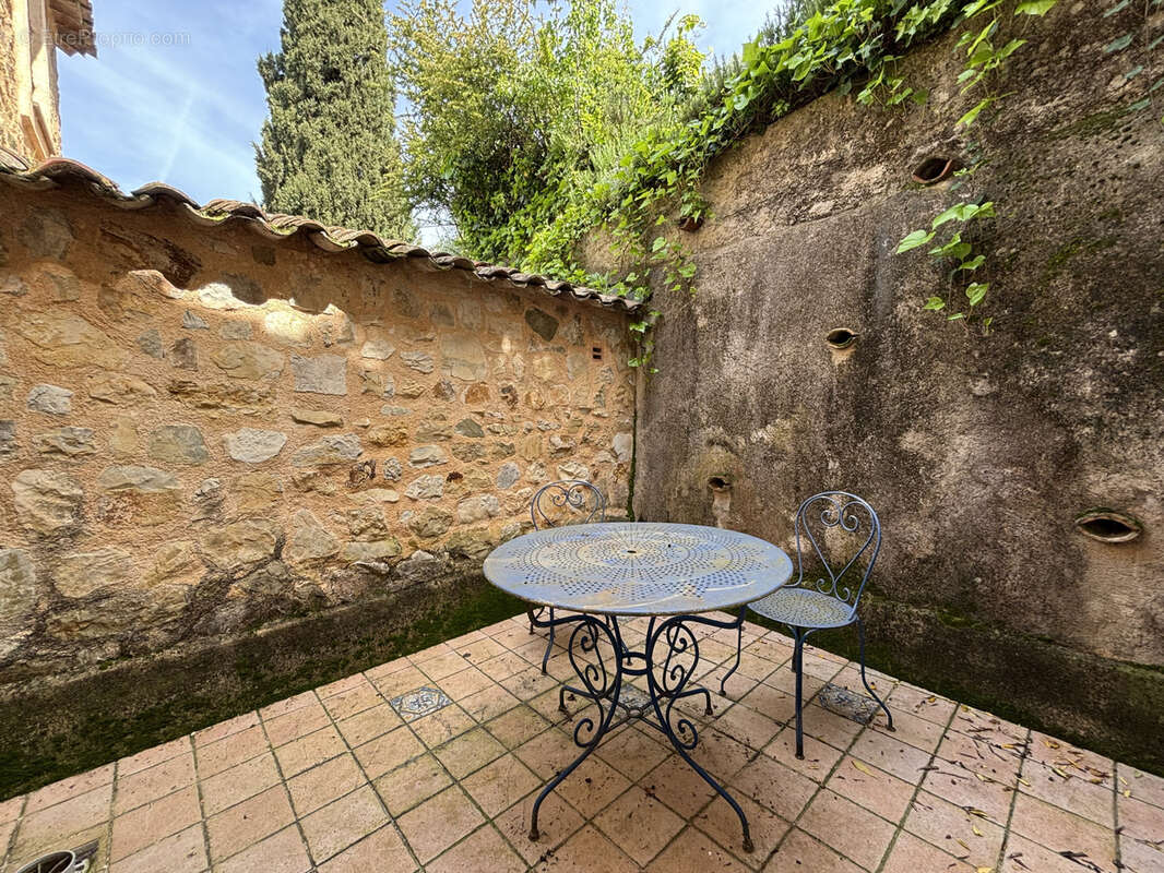 Maison à DRAP