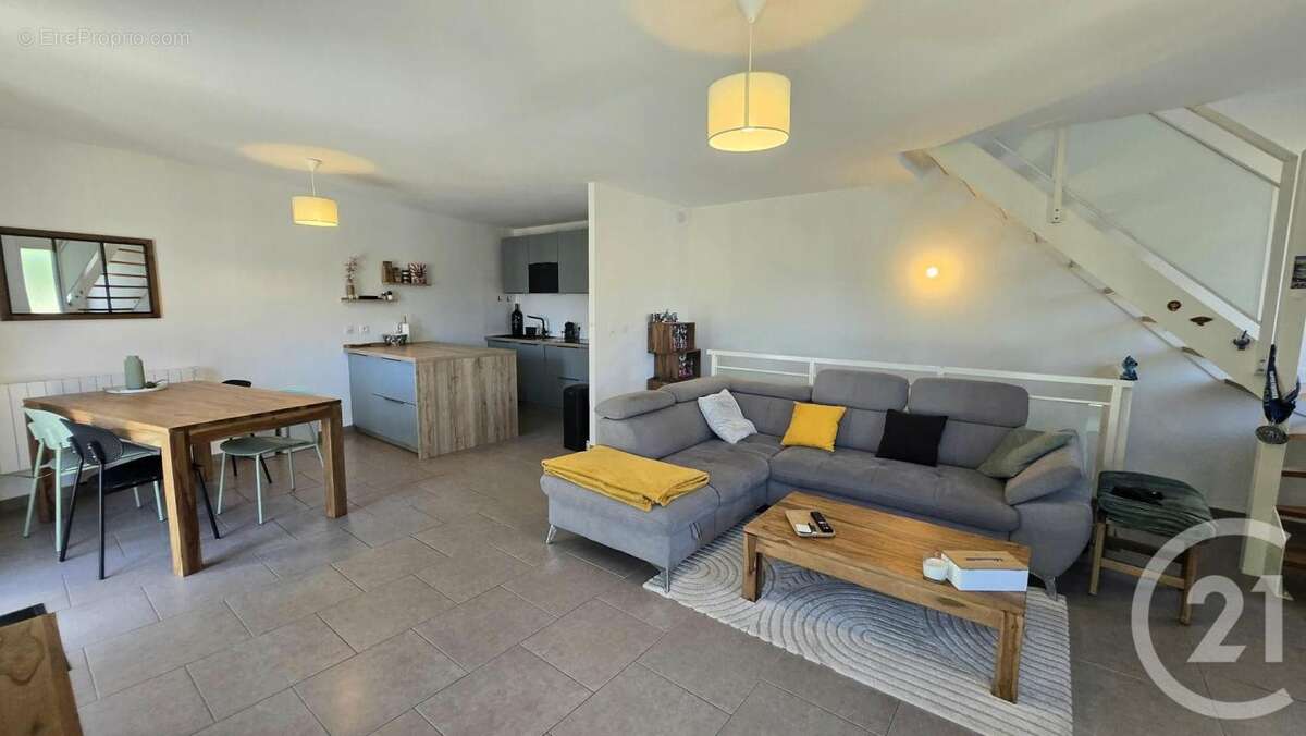 Maison 87 m² à Laigneville  - photo 2