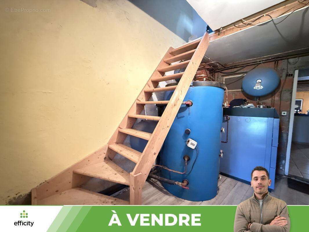 Maison à BONNEUIL-MATOURS