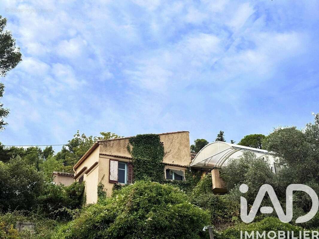 Photo 3 - Maison à TOULON