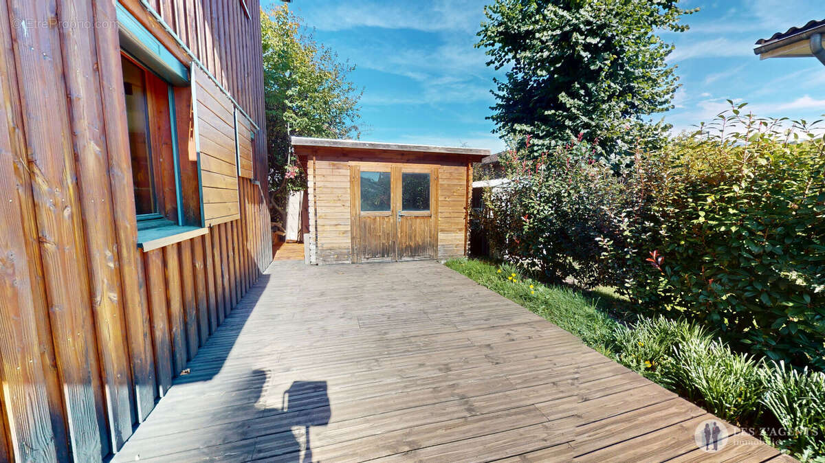 Maison à ECHIROLLES