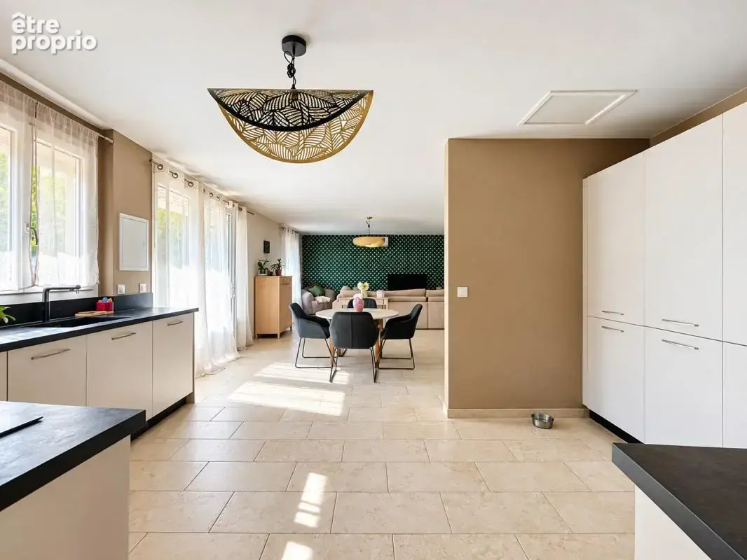 Maison 158 m2 - T5 - Impasse au calme - Sorgues - - photo 2