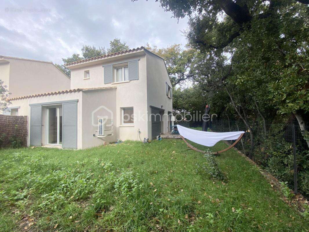 Maison à SIX-FOURS-LES-PLAGES