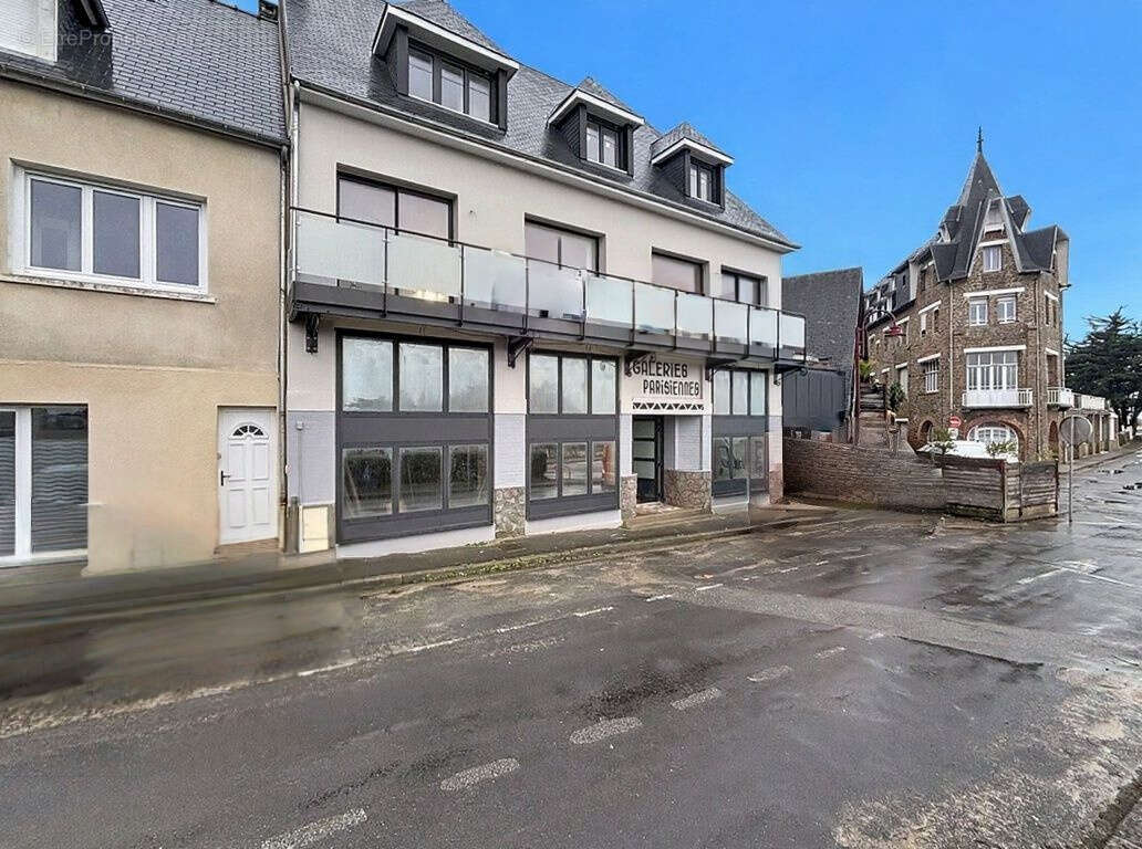 Appartement à CAROLLES