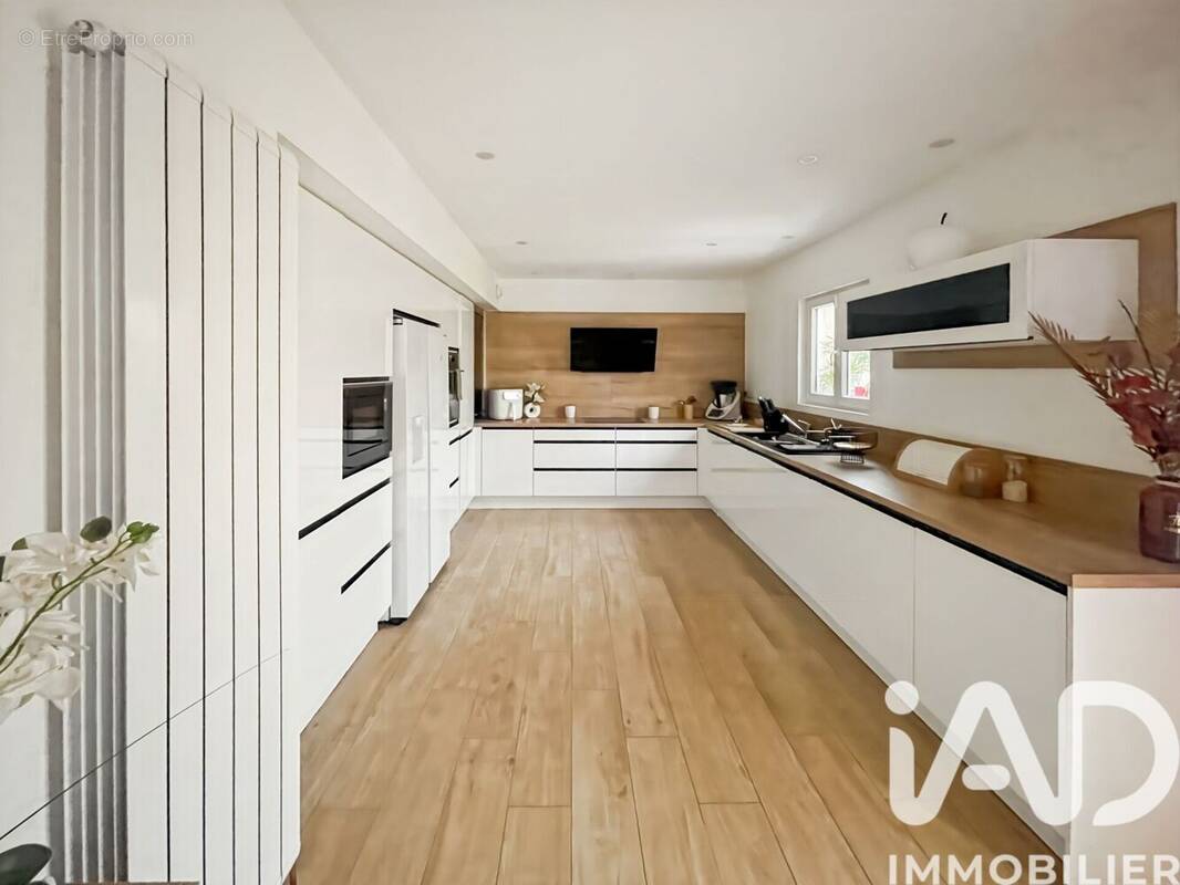 Photo 1 - Maison à SAINT-SAUVEUR-SUR-ECOLE