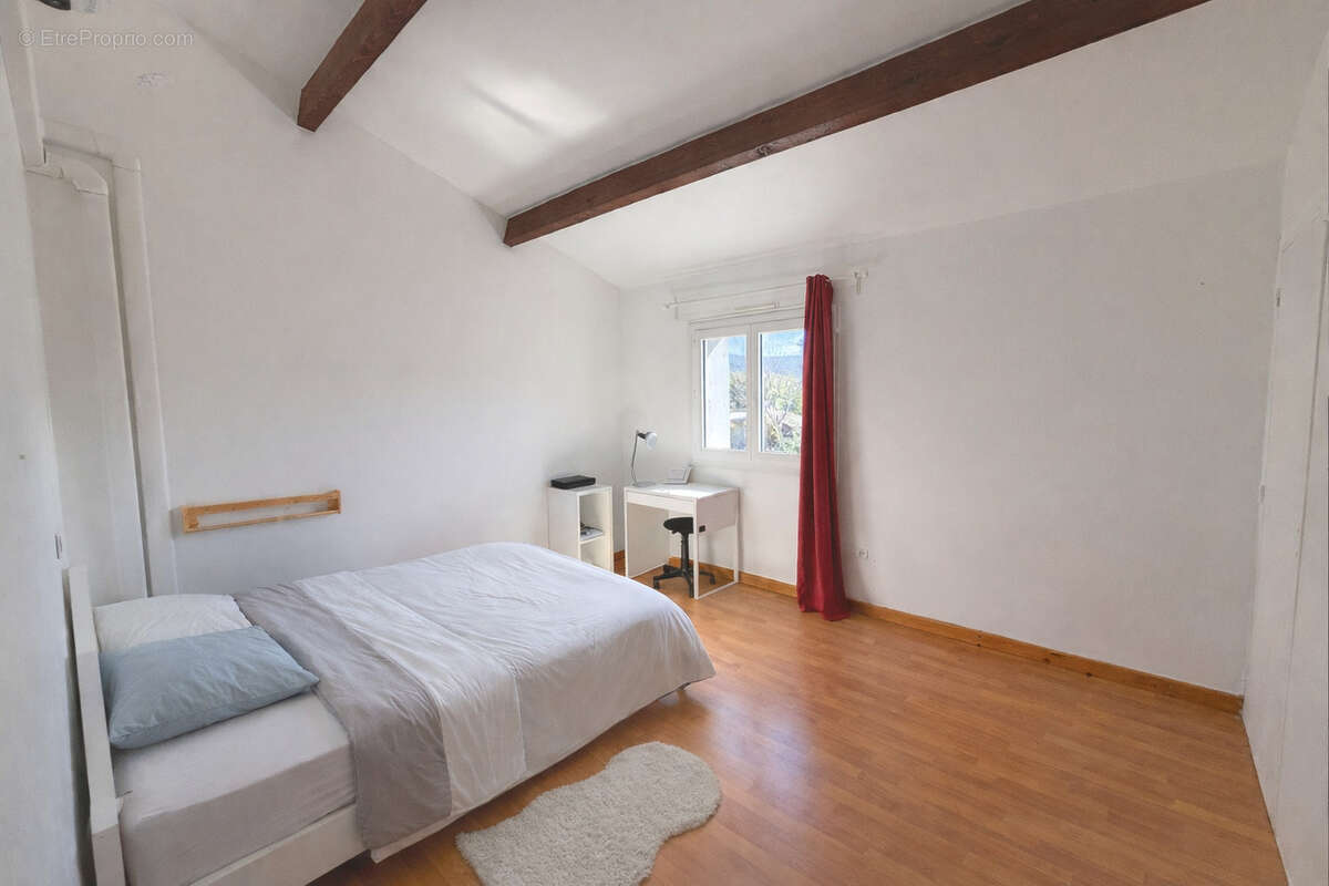 Maison à VALLON-PONT-D'ARC