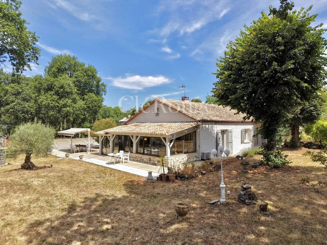 Maison à EYMET