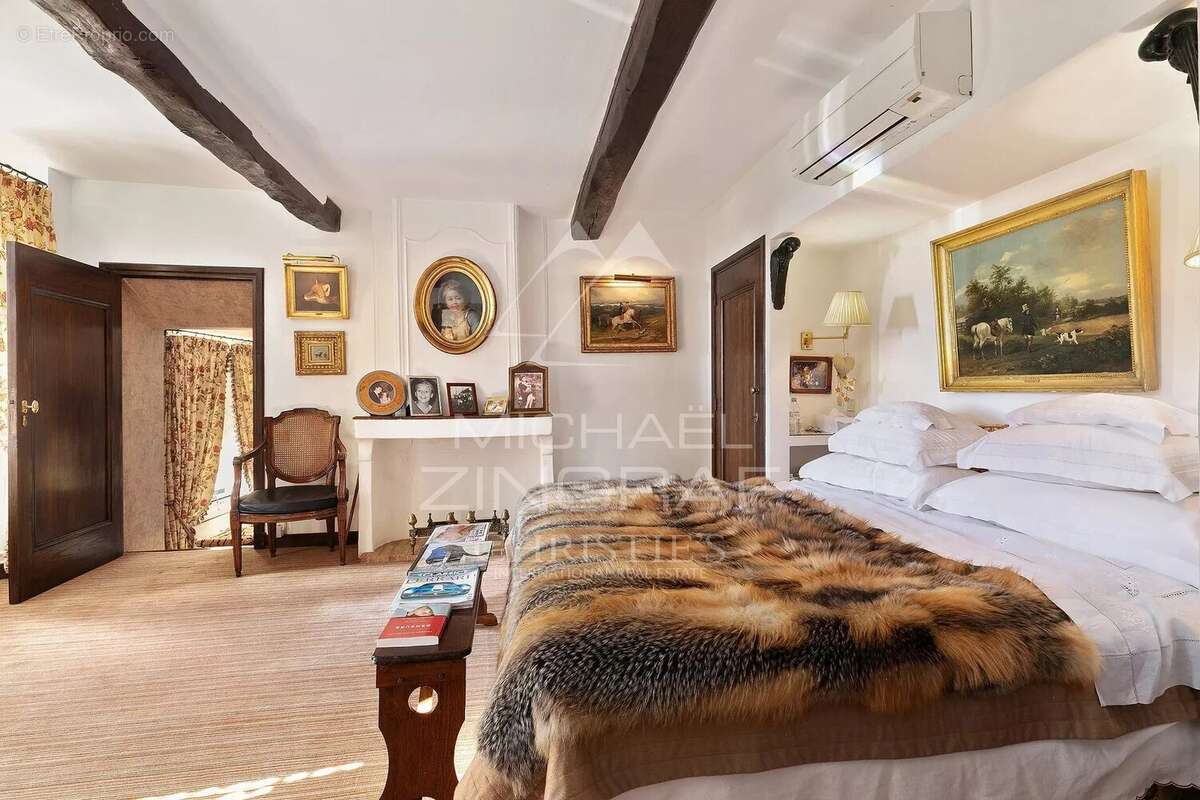 Maison à GRASSE