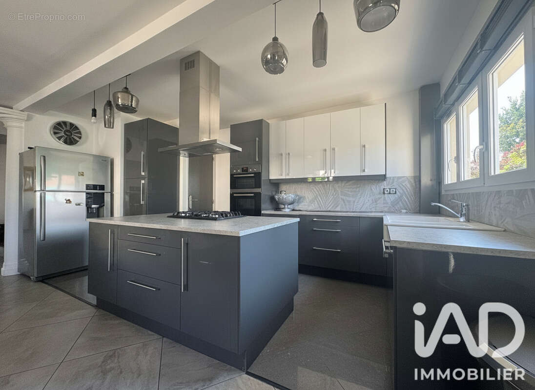 Maison 130 m² à Montgeron  - photo 5