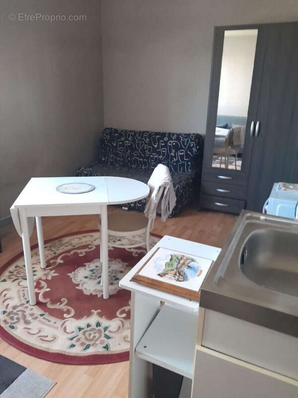 Appartement à CHALETTE-SUR-LOING