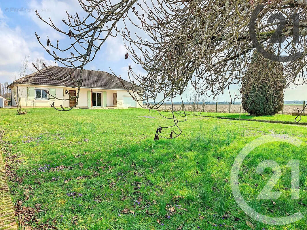 Maison à LES BORDES-AUMONT